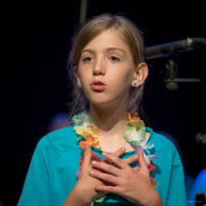 Choriste Lala Kids en concert, juin 2026